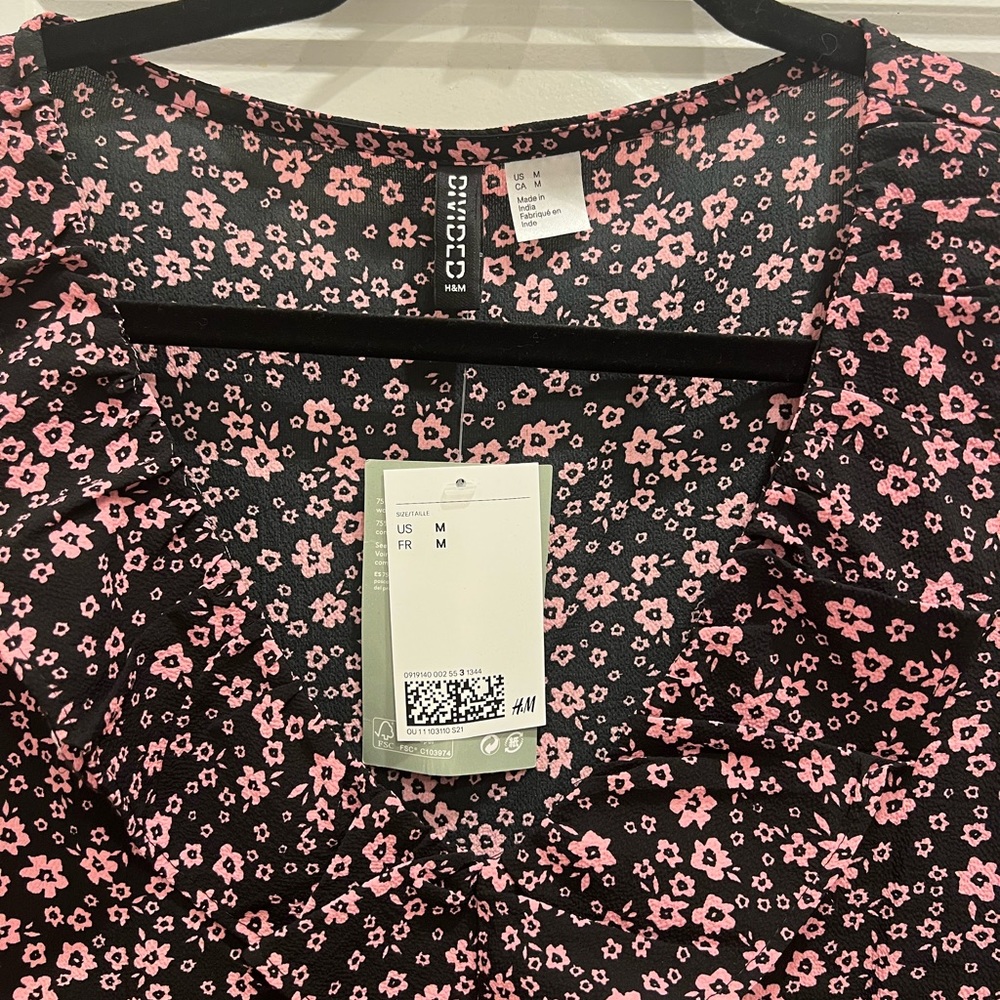 black and pink floral babydoll dress with ruffle neckline - Picture 2 of 4